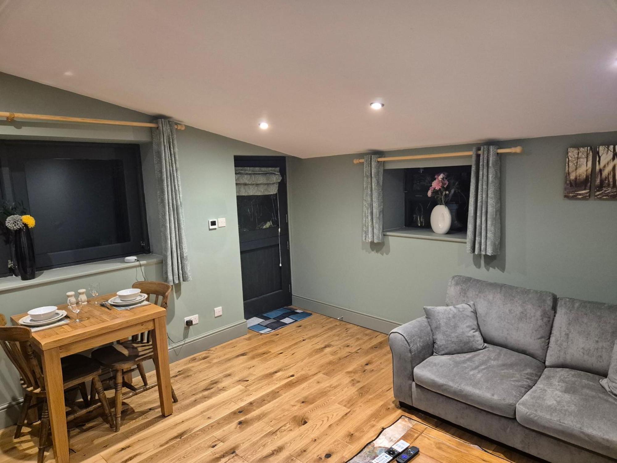 Charming 1 Bed Peak District Barn Conversion Foolow Екстериор снимка